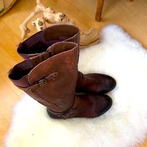 Arturo Chaing brown leather boots